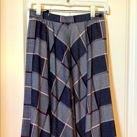 Jaeger London-made, wool plaid midi skirt - Picture 2 of 8